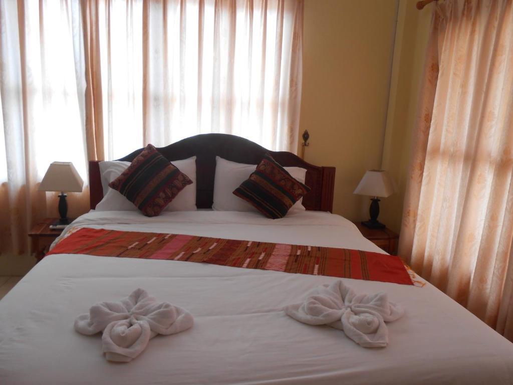 Khampaseuth Hotel Vang Vieng Exterior photo